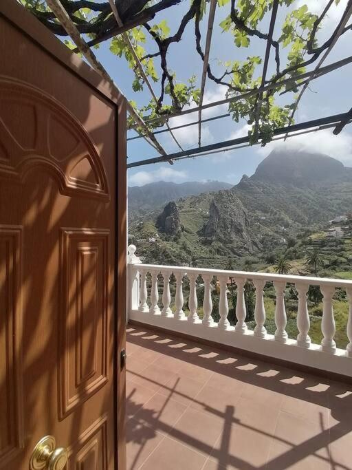 Casa Con Vistas En Hermigua Luaran gambar